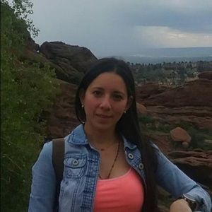 Meet your Posher, Beatriz